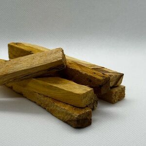 Premium Palo Santo Stick - Cleanse and Heal